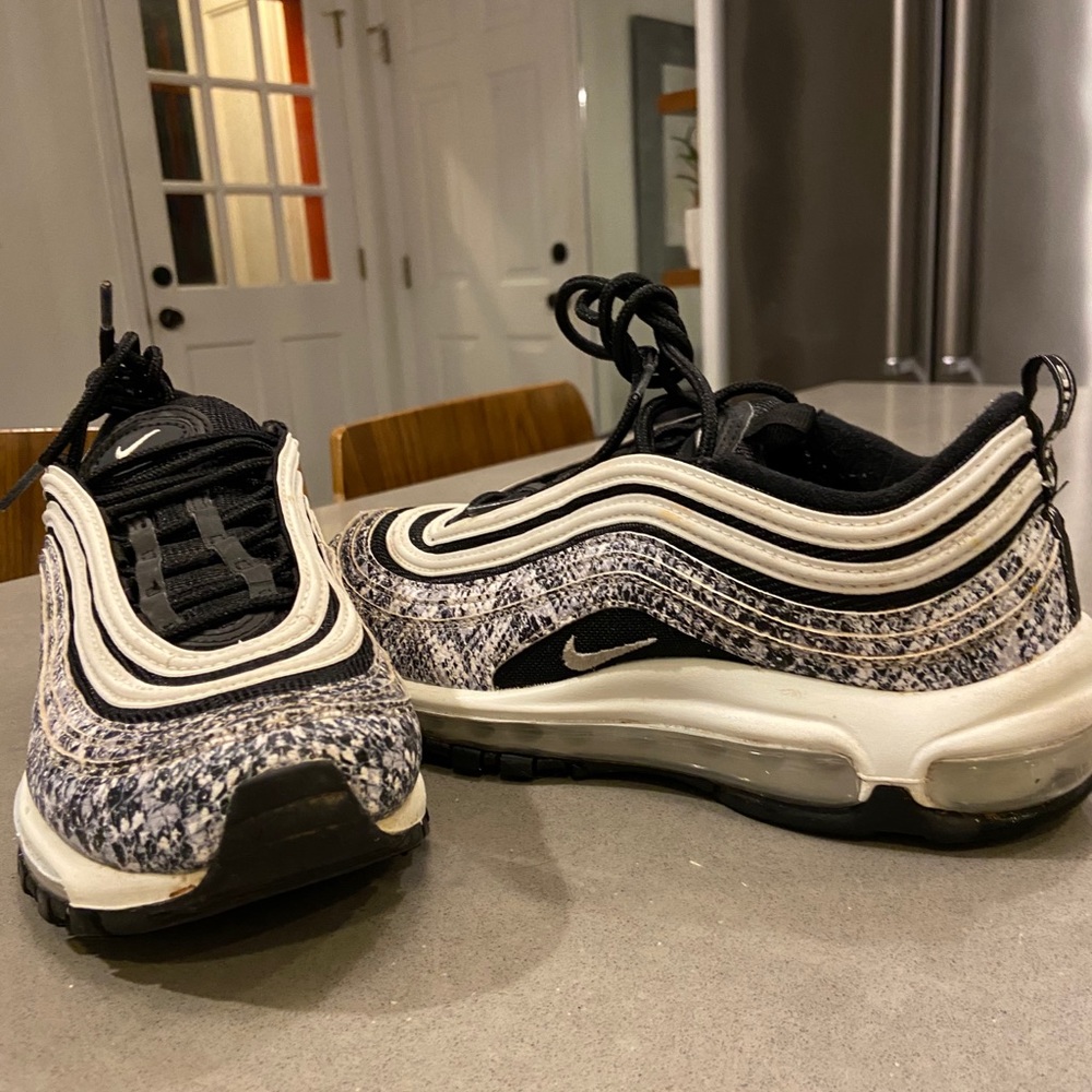 NIKE AIRMAX 97